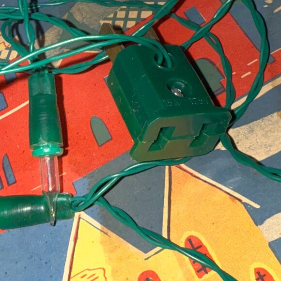 Antique Putz Sleepy Christmas Village 12 House Set Lights do not work Japan Read - Picture 10 of 10